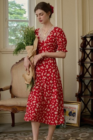 SR_Red puff sleeve floral dress
