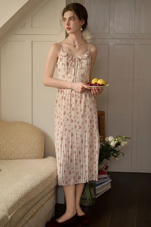 SR_Wind floral slip dress