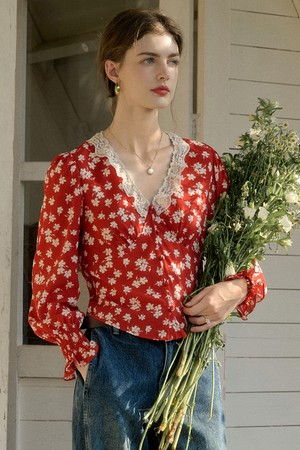 SR_Floral v-neck red blouse