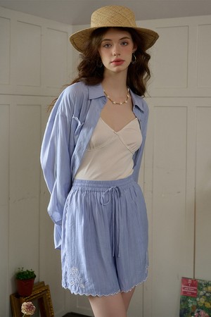 SR_Loose light-weight blue short pants