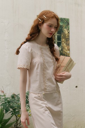 SR_Embroidered vintage blouse