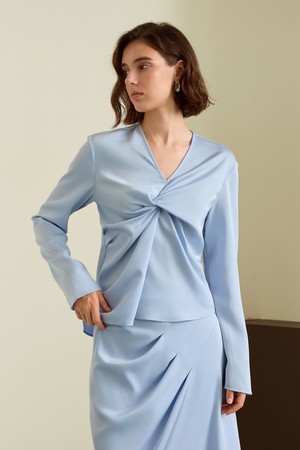 YY_Blue elegant pleated v-neck shirt