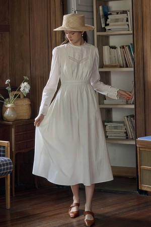 SR_Rose embroidered white dress