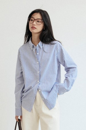 LS_Blue-white striped loose shirt