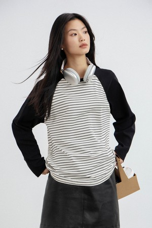 LS_Loose striped raglan sleeve top