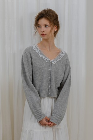 DD_Lace neck gray cardigan