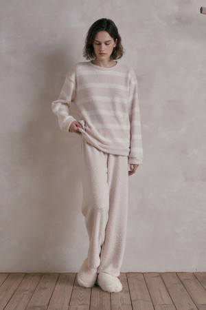 MJ_Fluffy line two piece pajamas_2color