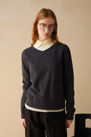 BA_Contrast fake two-piece knit sweater