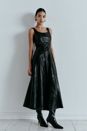 IT_Romantic leather dress_BLACK