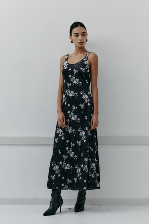 IT_Flower velvet sleeveless dress_BLACK