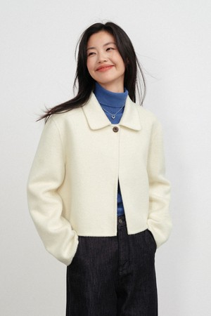 LS_Ivory cropped wool jacket