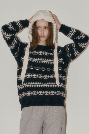 AR_Triangle striped knit sweater