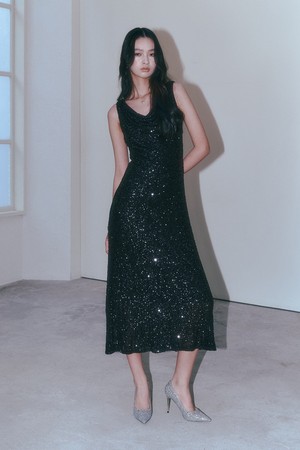 IT_Sequin black dress