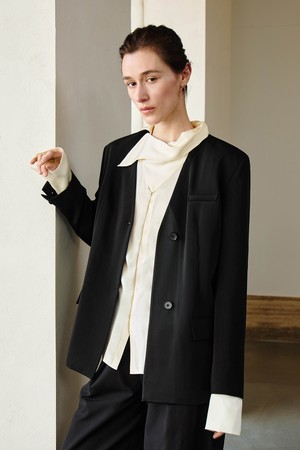 YY_Commuter classic black blazer