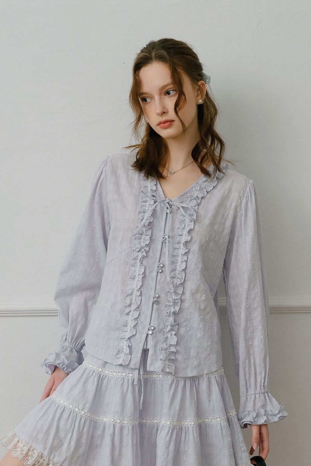 Cest Moidew - 블라우스 - Cotton frill trumpet sleeve shirt