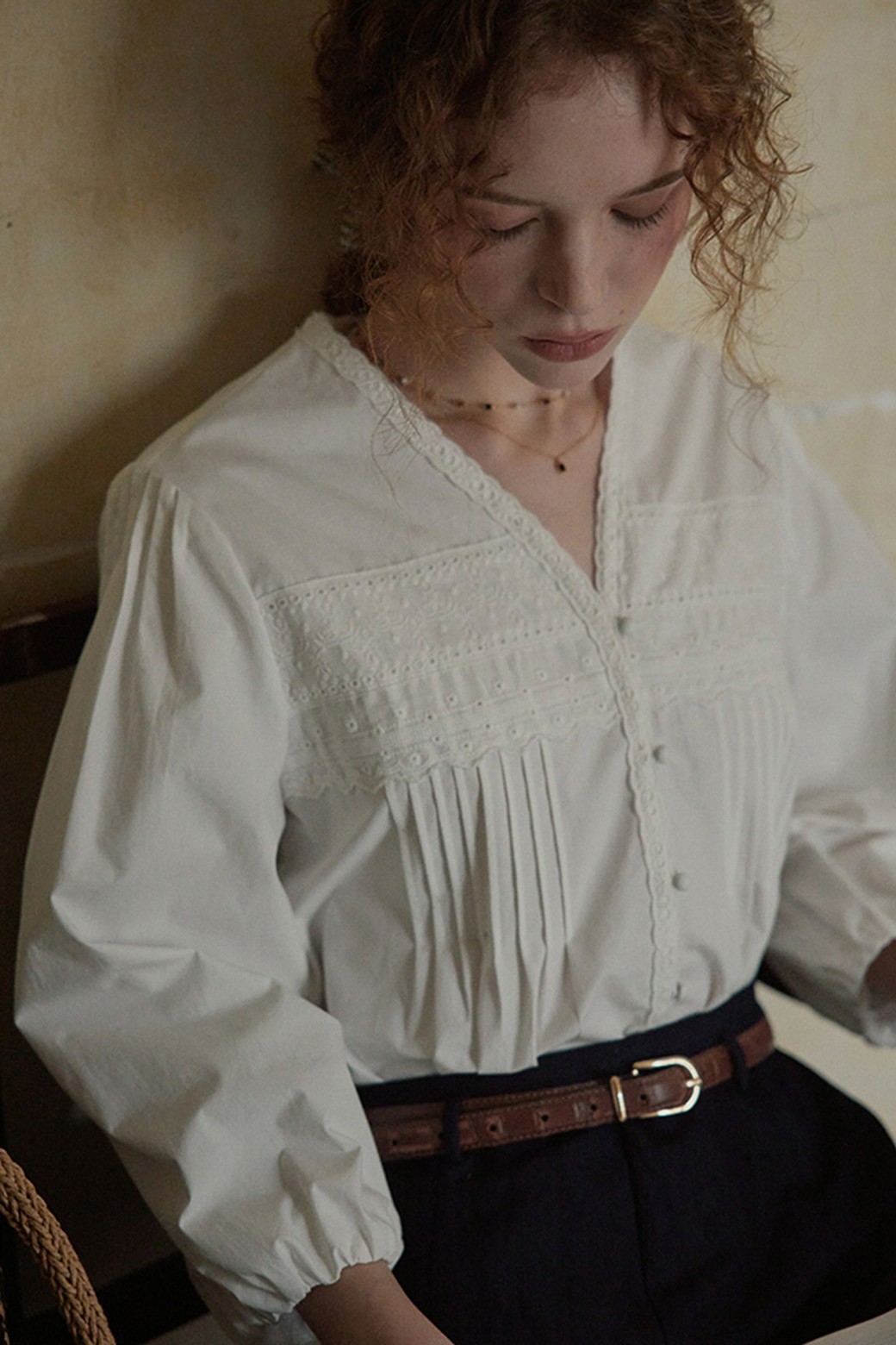 Proud Mary - 블라우스 - Embroidered lace half sleeve shirt