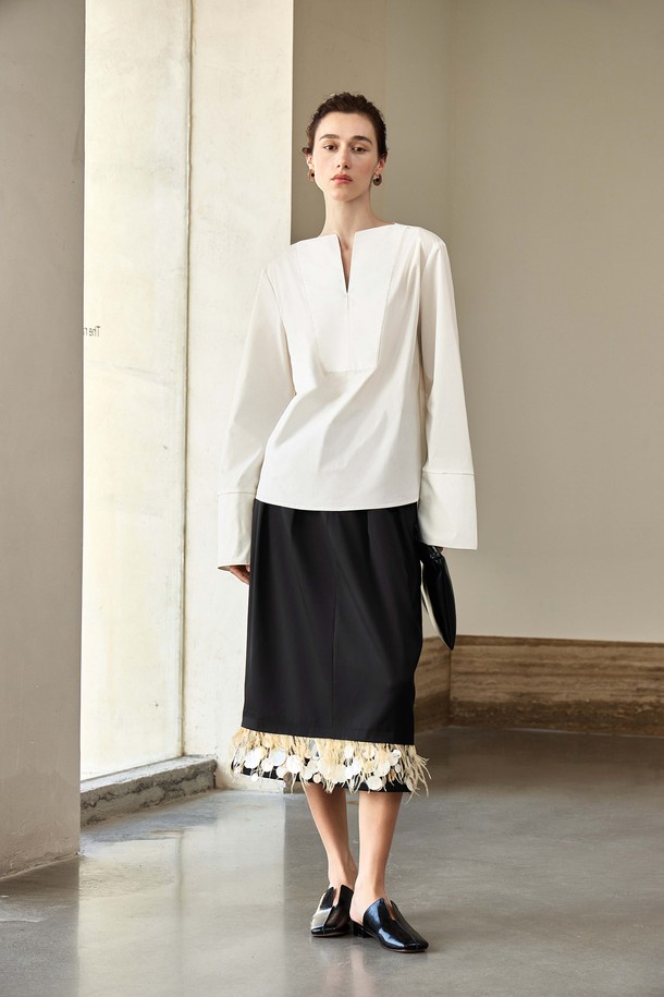 YYIAM - 미디스커트 - YY_Feather sequins a-line midi skirt