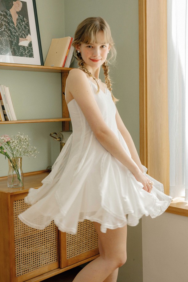 DUNDROP - 민소매 원피스 - DD_Sleeveless v-neck dress_WHITE