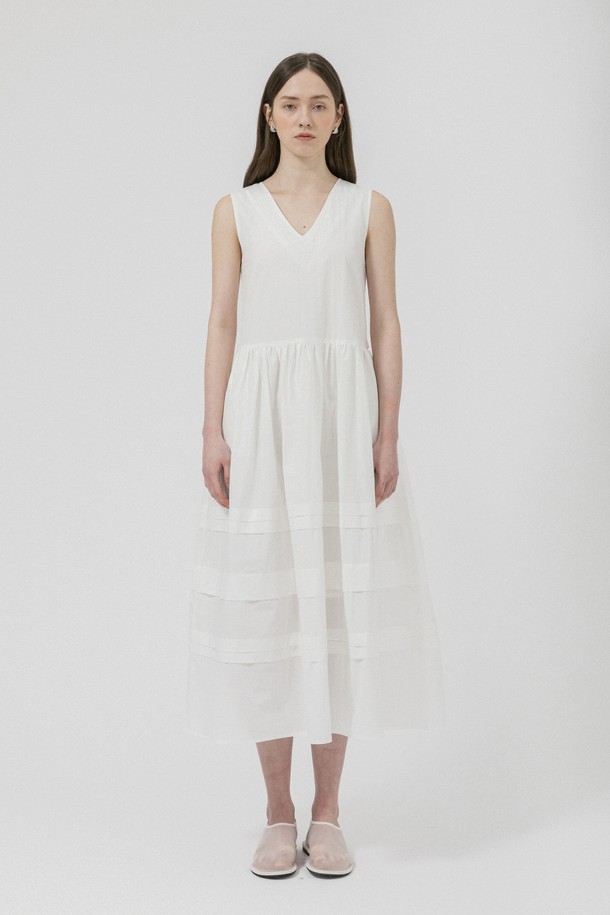 WE'DEE - 민소매 원피스 - WD_V-neck sleeveless layer dress_WHITE