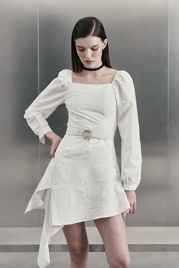 itte - 긴소매 원피스 - IT_Irregular hem dress_WHITE