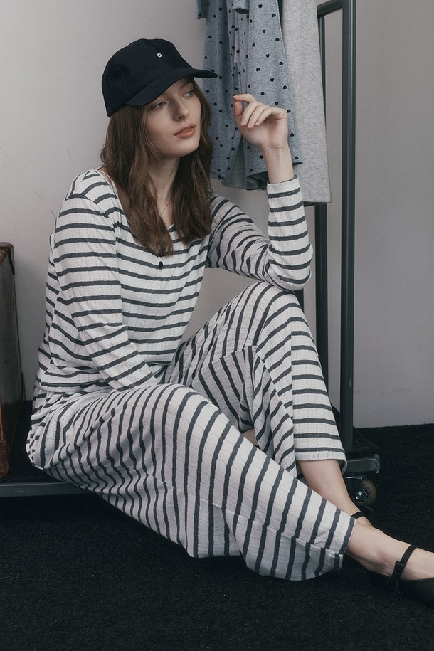 Melanie Joy - 홈웨어 - MJ_Simple two piece pajamas_WHITE BLACK