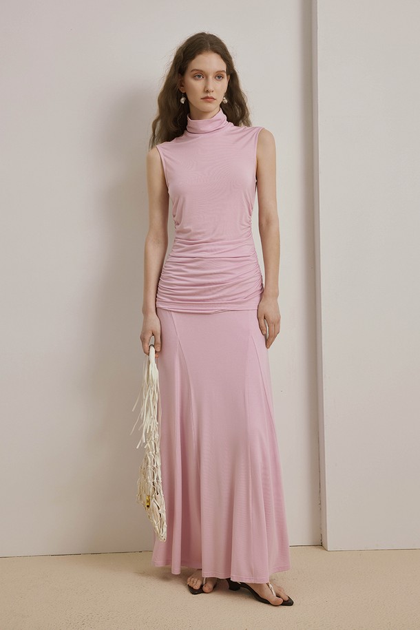 YYIAM - 민소매티셔츠 - Pink tencel sleeveless top