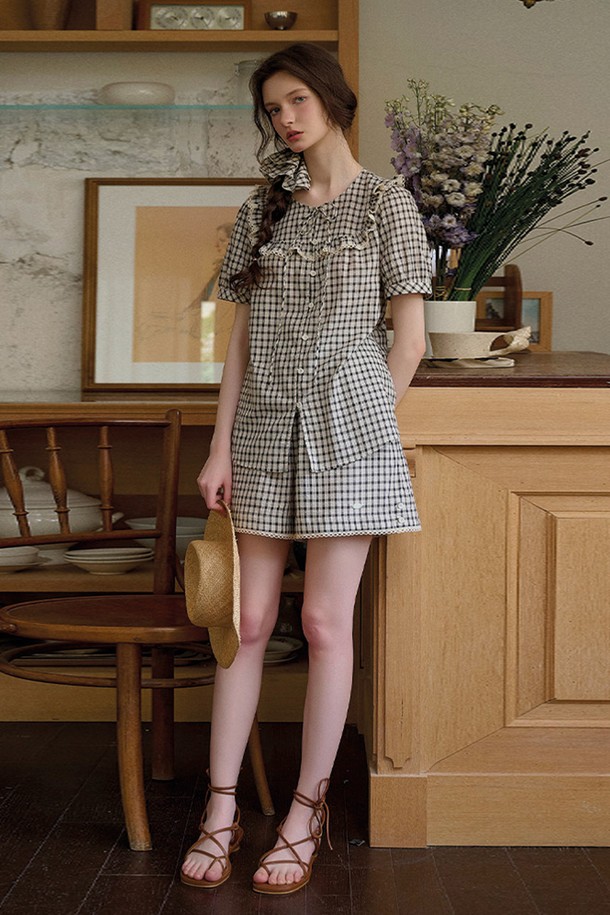 Simple Retro - 셔츠 - Playful check ruffle shirt