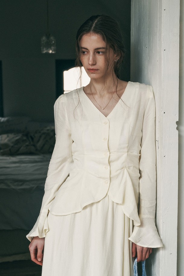 Proud Mary - 셋업 - PM_Ruffle sleeves top and skirt set_IVORY