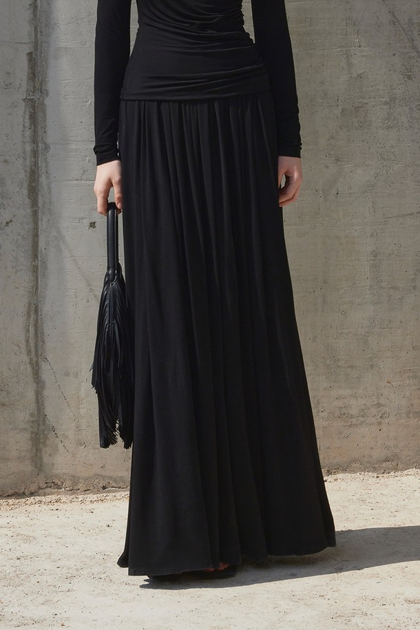 YYIAM - 롱스커트 - YY_Pleated temperament slim skirt_BLACK