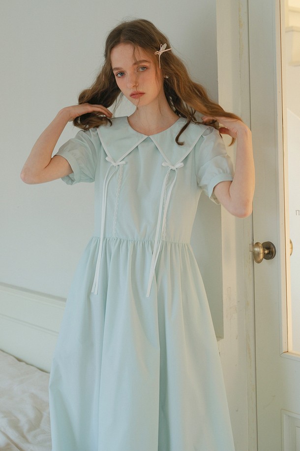 ワンピース [Cest Moidew] Ribbon collar ruffled dress Ribbon collar ruffled dress_Cest Moidew - 코오롱몰