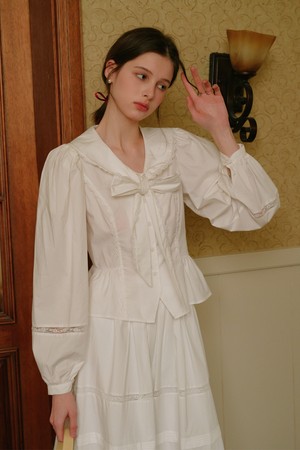 Cest_Ribbon collar puff sleeve shirt