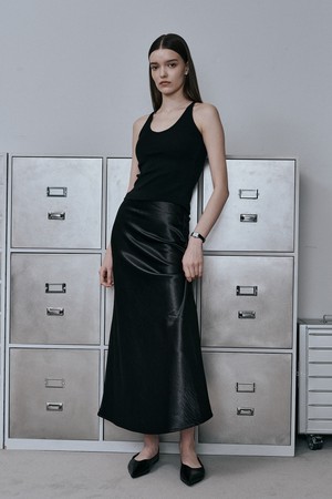 BA_Glossy leather skirt_BLACK