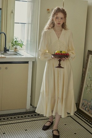 PM_Embroiderey puff sleeve dress