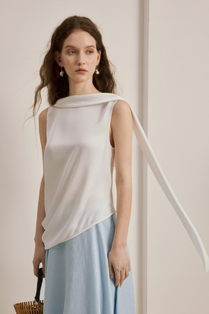 Design ribbon sleeveless top_2color