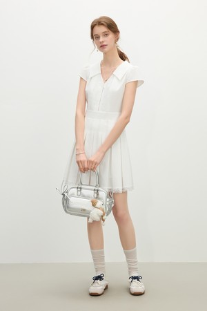 Lace v-neck pleated dress