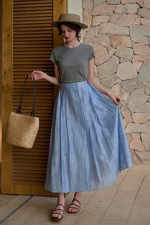 Vertical jacquard buckle skirt