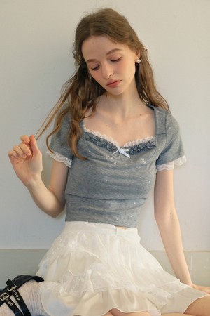 Lace square neck cropped top