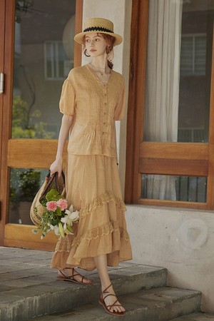 Summer lace fishtail skirt