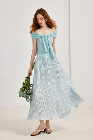 Pleated design a-line slim skirt