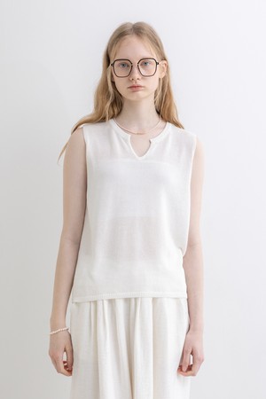 Sleeveless knit top_2color