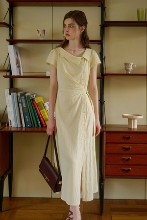 Wrinkle touching cotton dress