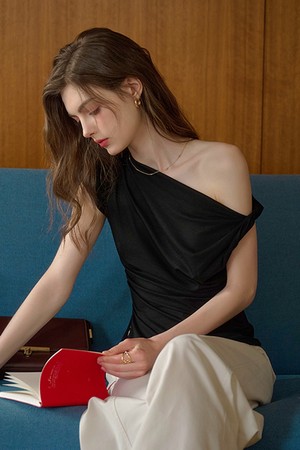 Off-the-shoulder twisted top_3color