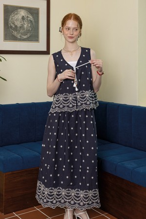 MIdnight petals top and skirt set_NAVY