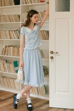 Embroidered flower banding skirt