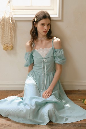 Two-way puff sleeve dress