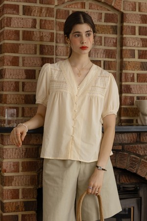 V-neck pattern short shirt_YELLOW