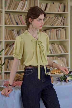 Commuter lace-up short sleeve top