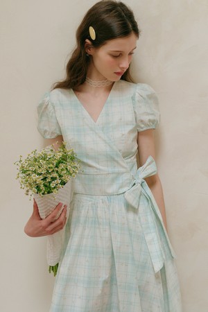 Plaid floral wrap ribbon blouse