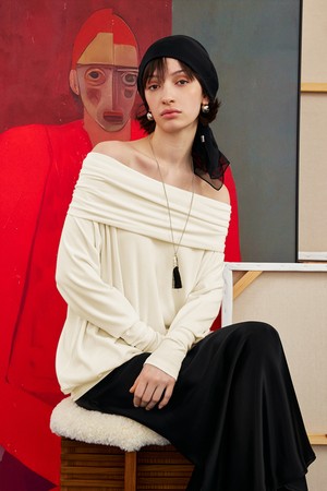 One-line collar off-the top_2color