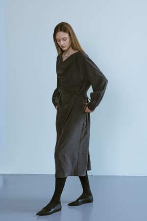 Sensual autumn dress_CHARCOAL